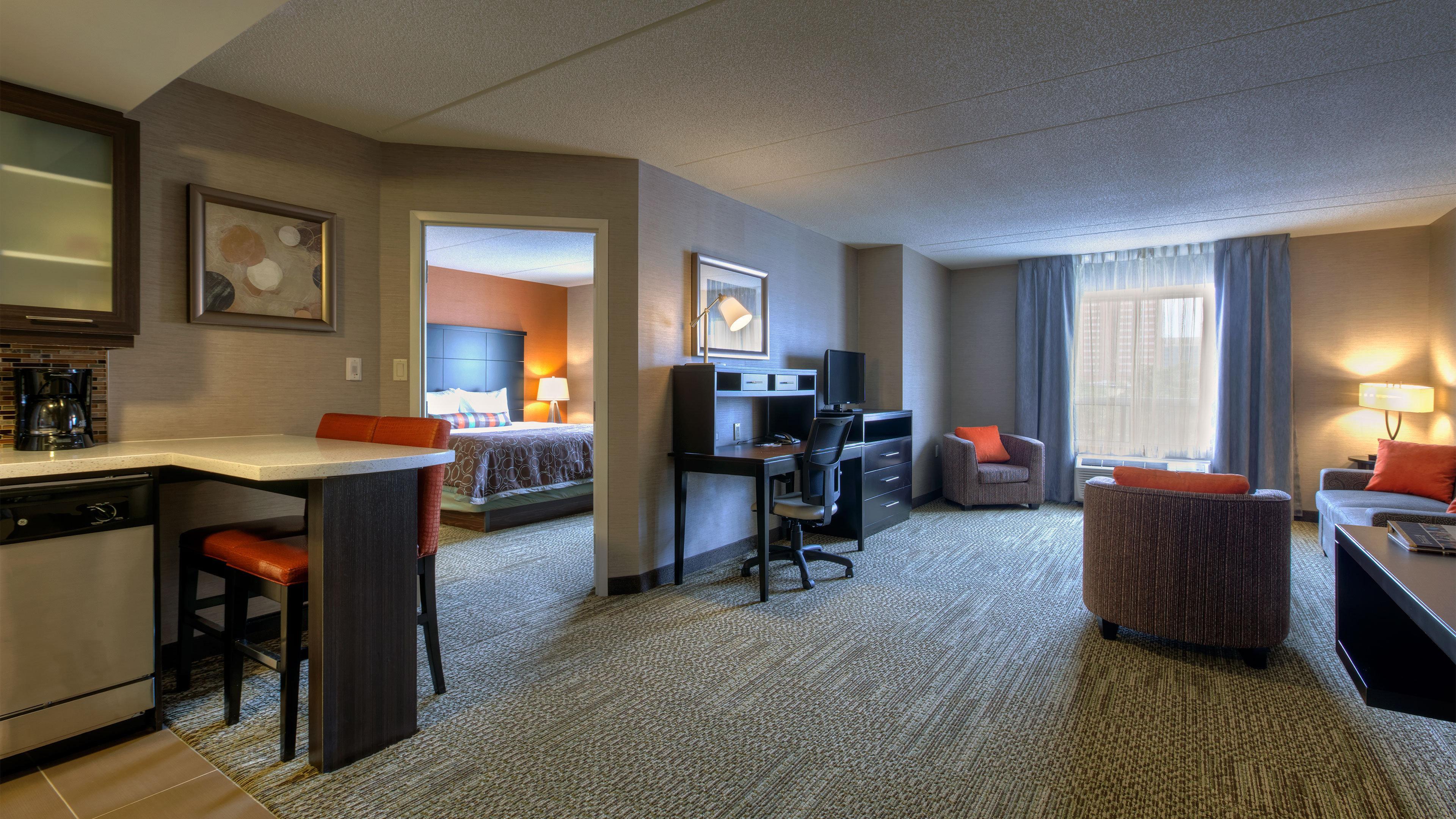 Staybridge Suites Hamilton - Downtown By Ihg Екстер'єр фото