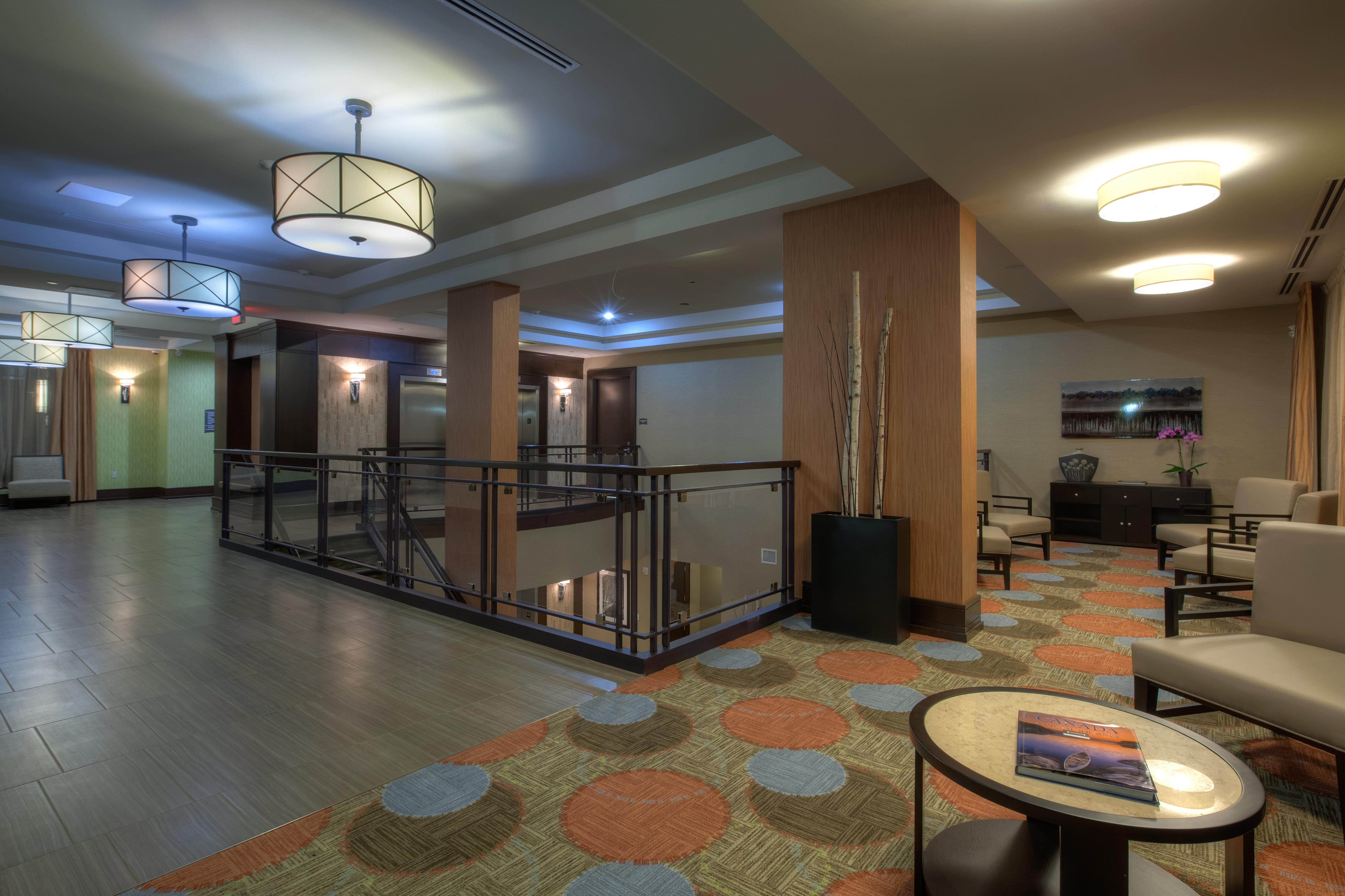 Staybridge Suites Hamilton - Downtown By Ihg Екстер'єр фото